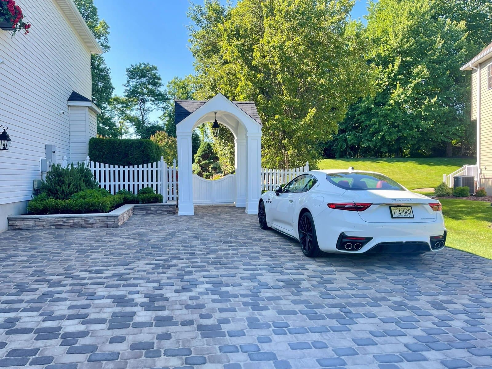 Decorative custom archway with columns and architectural trim in a Monmouth County NJ home